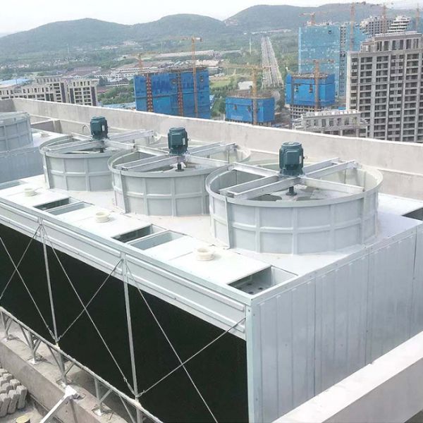 江苏泰州方形横流式冷却塔